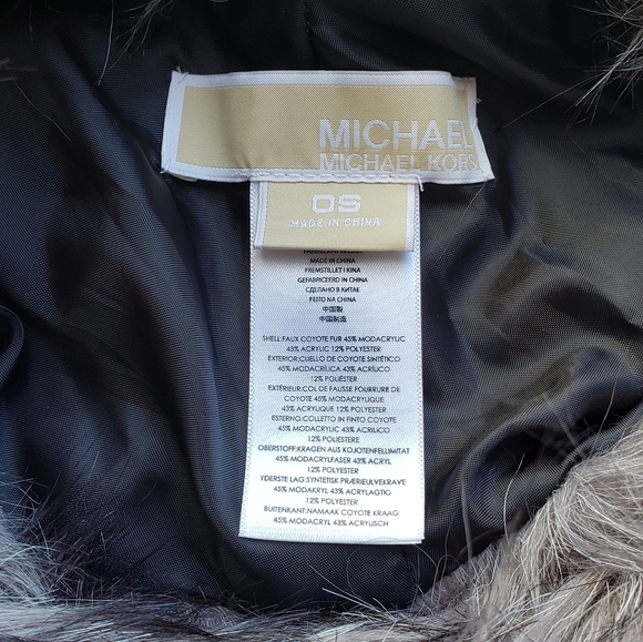 Michael Kors | Faux Fur Infinity Scarf - Picture 5 of 5